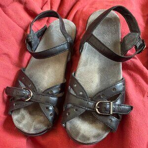 Black Dansko Clog Sandals Size 35